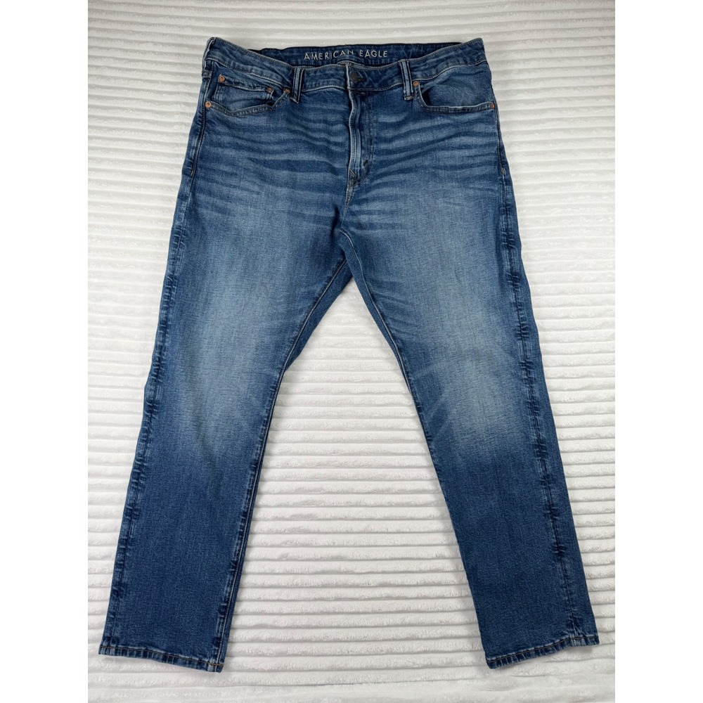 American Eagle Relaxed Straight Jeans Mens 36x30 Medium Wash Blue 100% Cotton